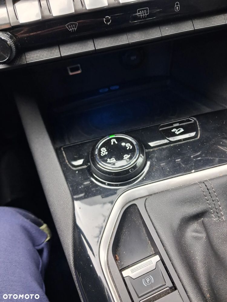 Peugeot 3008 HDi FAP 150 Platinum - 11
