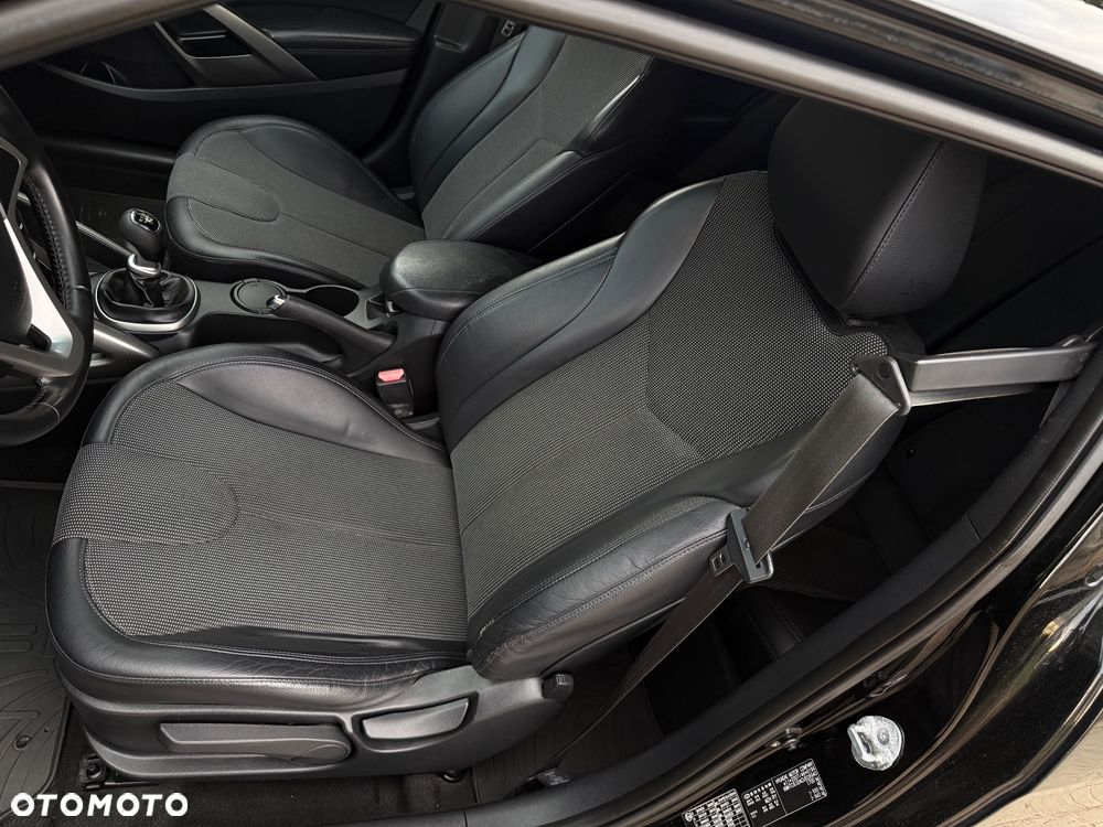 Hyundai Veloster 1.6 GDI Style - 16