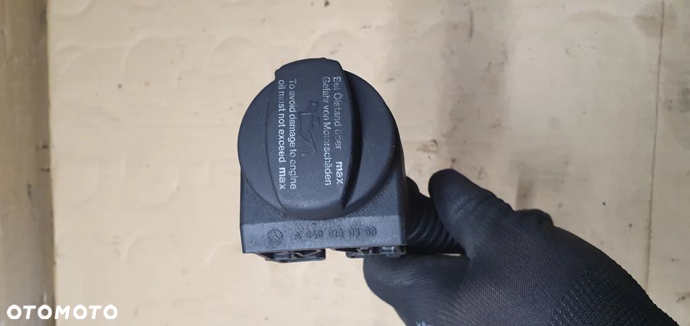 Wlew oleju korek Mercedes W169 2.0 CDI A6400100369 - 4