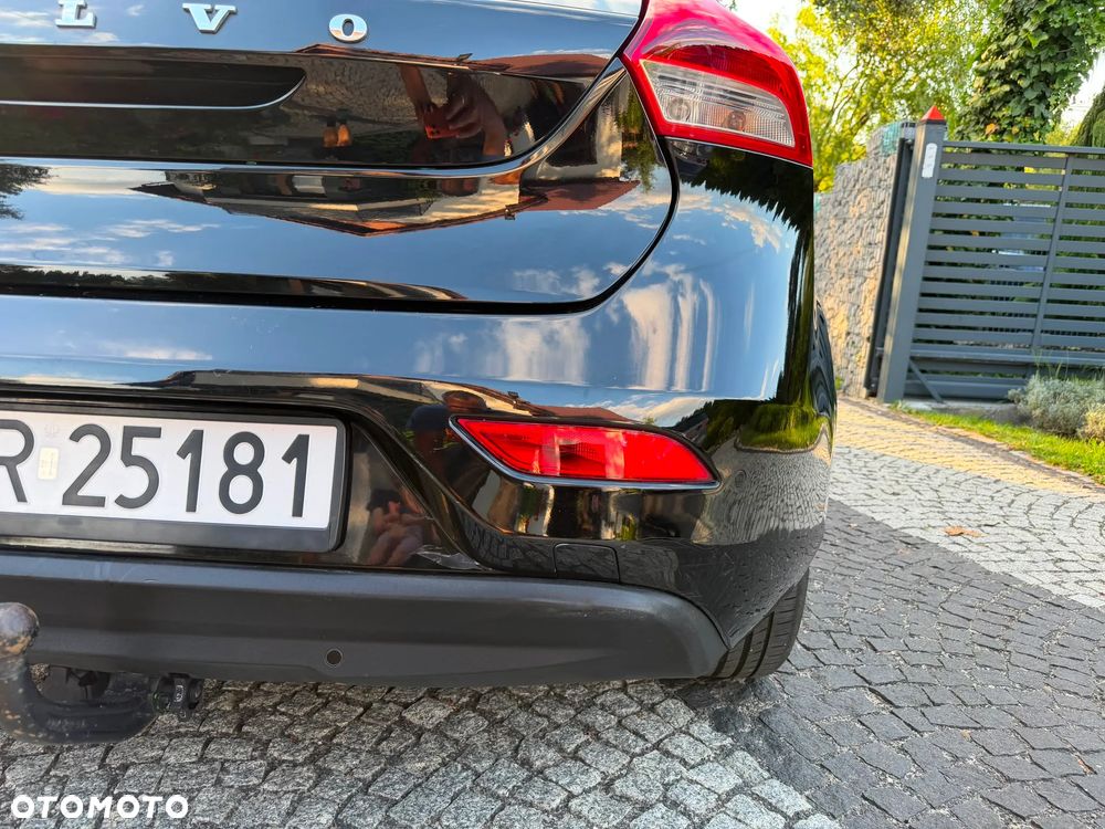 Volvo V40 D2 Momentum - 4