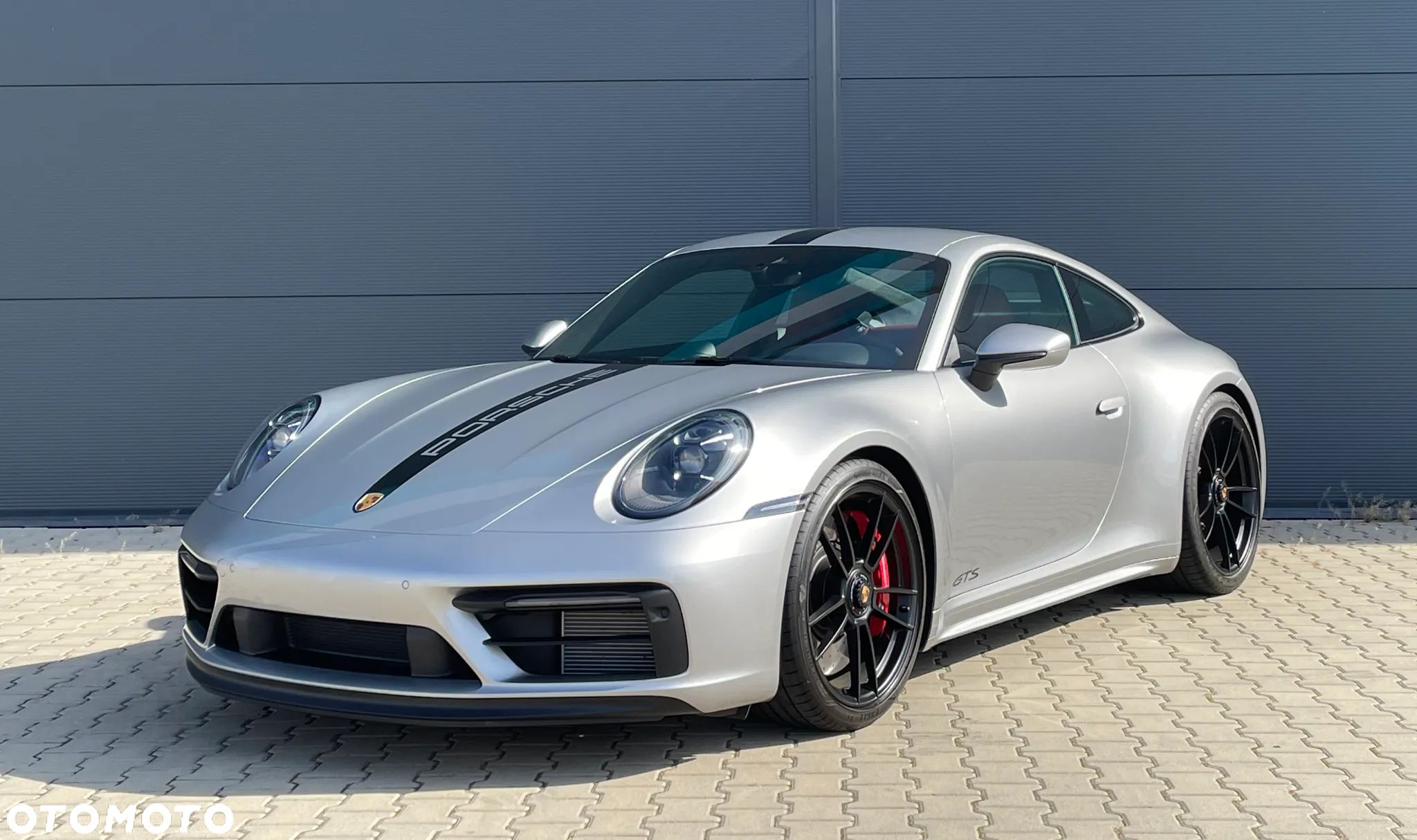 Porsche 911 Carrera 4 GTS - 1