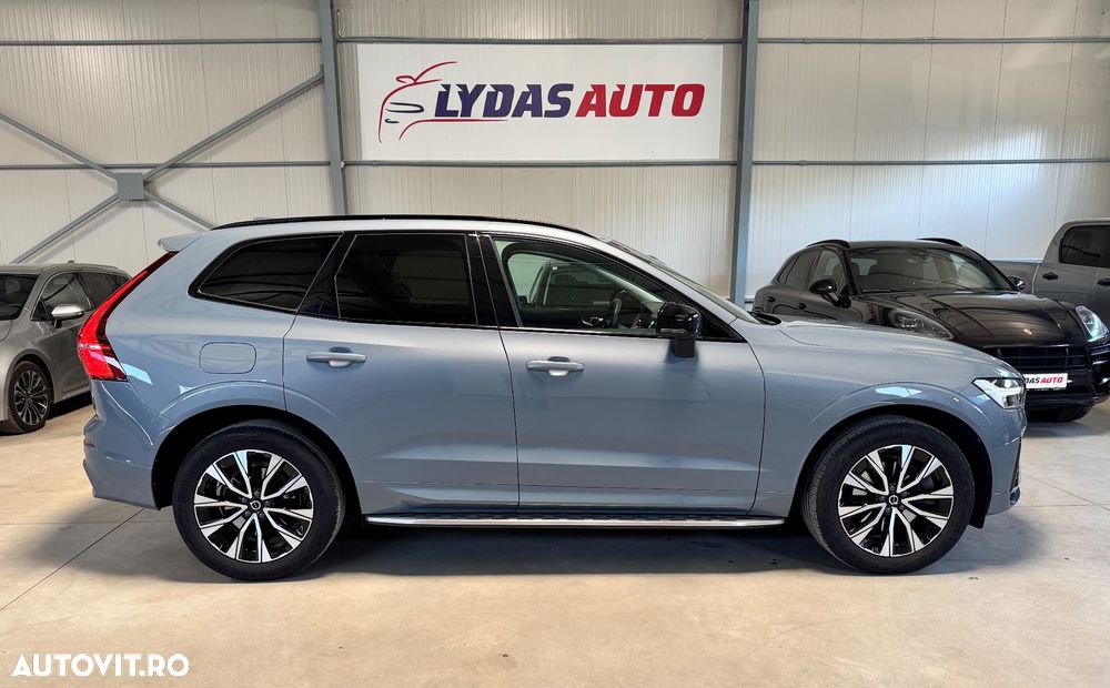 Volvo XC 60 B5 AT AWD MHEV Ultra Black Edition - 6