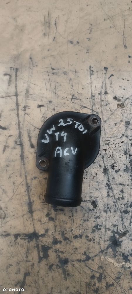 VW T4 2,4 diesel 2,5tdi ACV AAB króciec wody obudowa termostatu - 2
