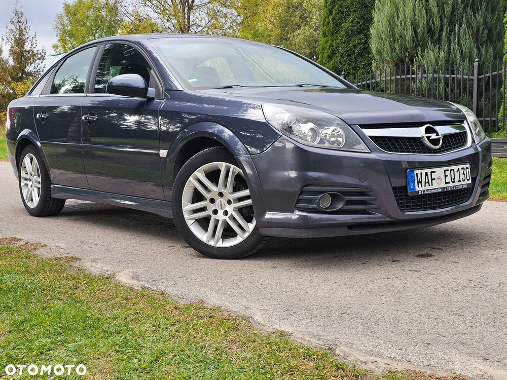 Opel Vectra 1.8 GTS - 4