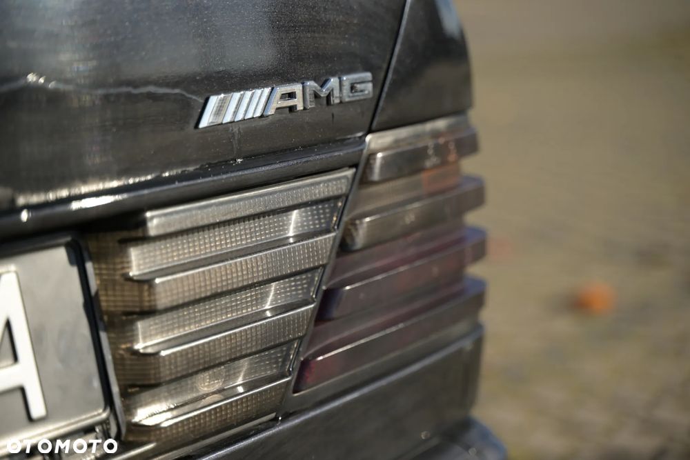 Mercedes-Benz W124 (1984-1993) - 21