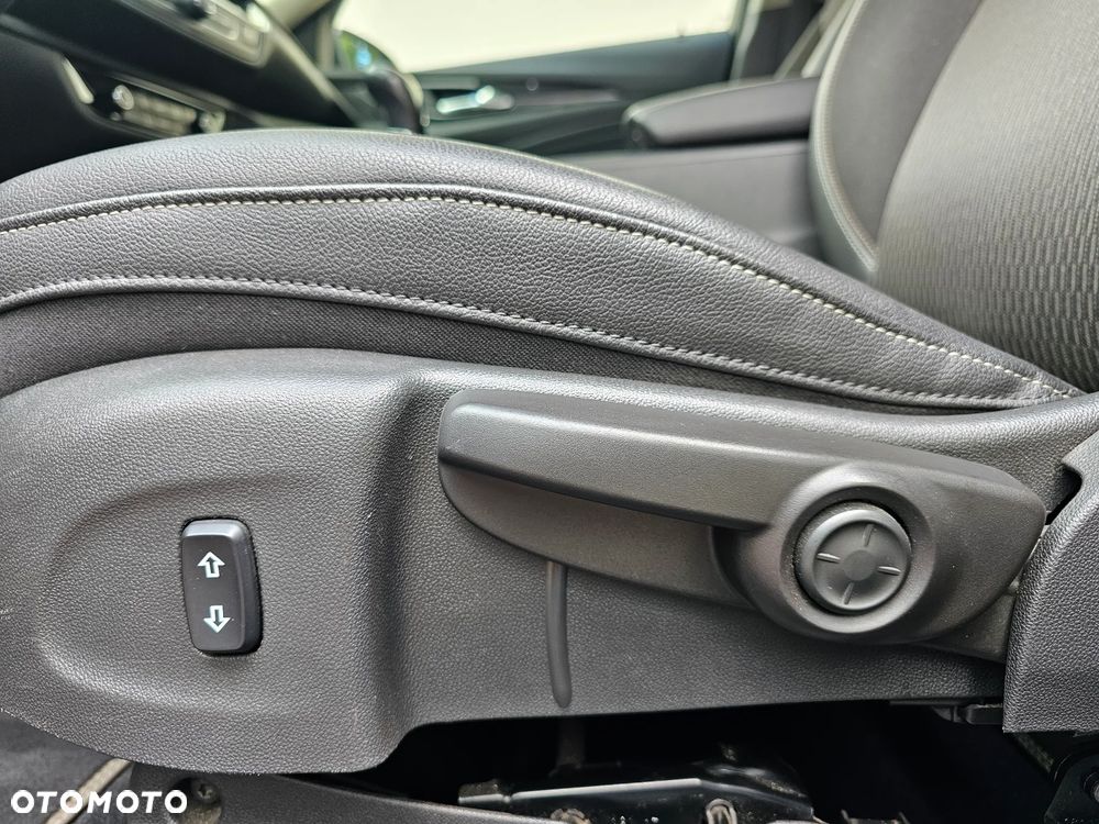 Opel Insignia 2.0 CDTI Innovation S&S - 12