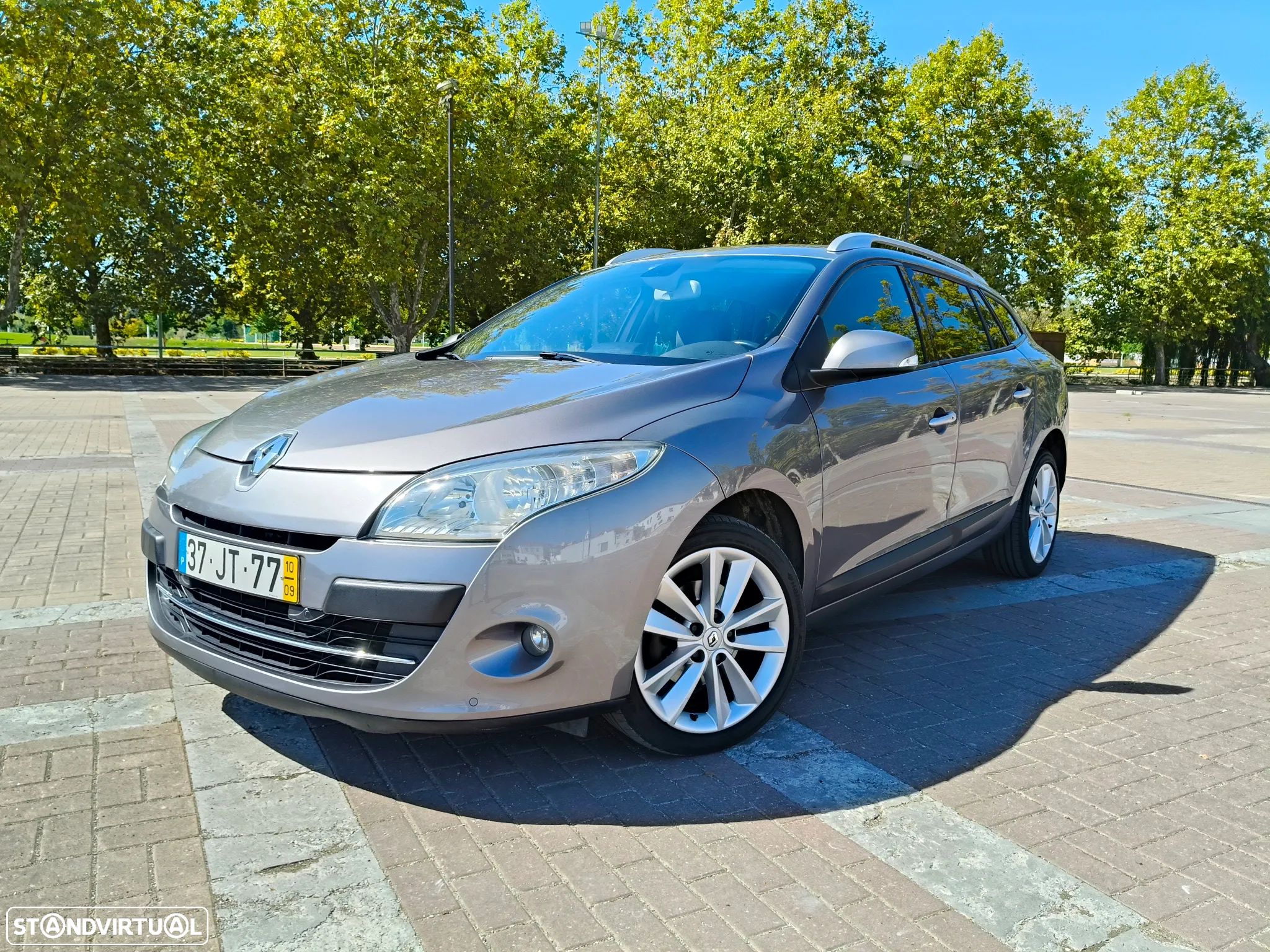 Renault Mégane Sport Tourer 1.5 dCi Dynamique S - 1
