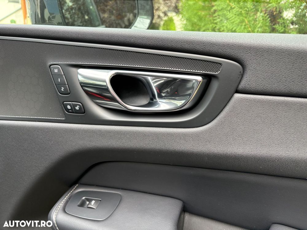 Volvo XC 60 D4 Inscription - 22