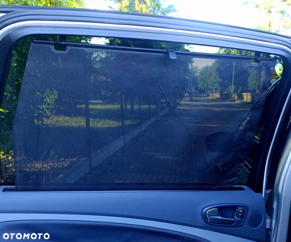 Ford S-Max - 21