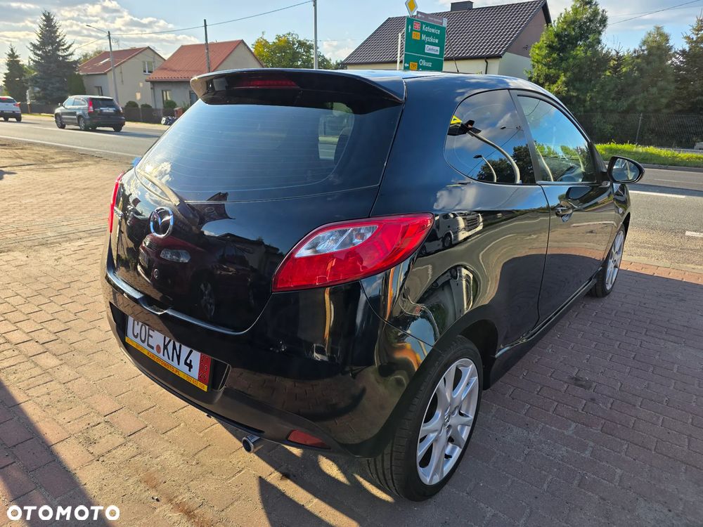Mazda 2 - 5