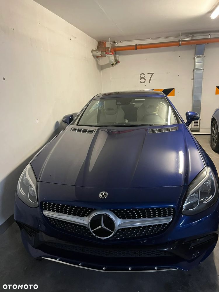 Mercedes-Benz SLC - 3