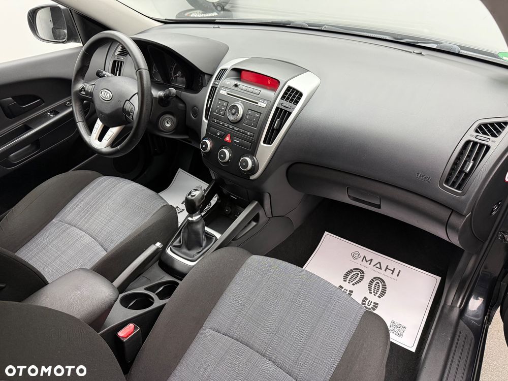 Kia Ceed Cee'd 1.4 Comfort - 17