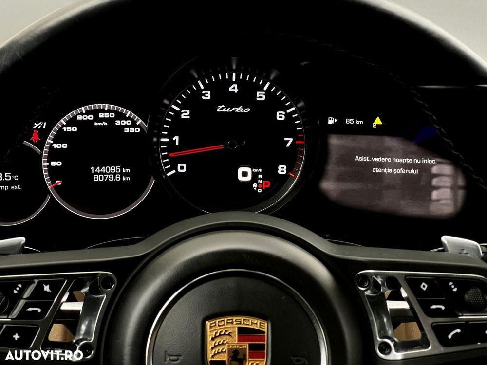 Porsche Cayenne Turbo - 21