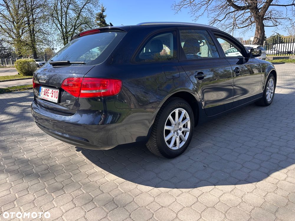 Audi A4 Avant 2.0 TDI DPF Ambition - 2