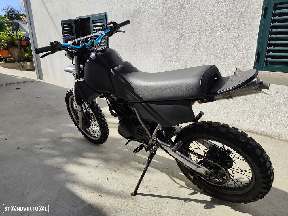 Yamaha XT 350 (3YT) - 11