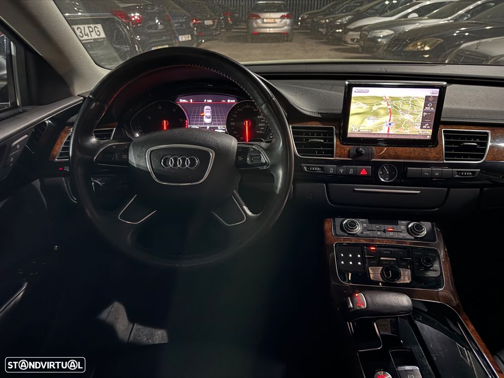 Audi A8 3.0 TDI DPF clean quattro tiptronic - 14