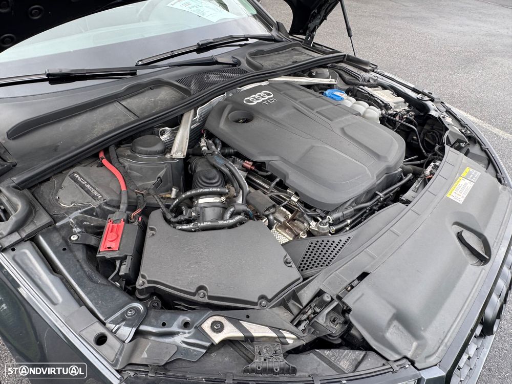 Audi A4 Avant 2.0 TDI S-line - 21