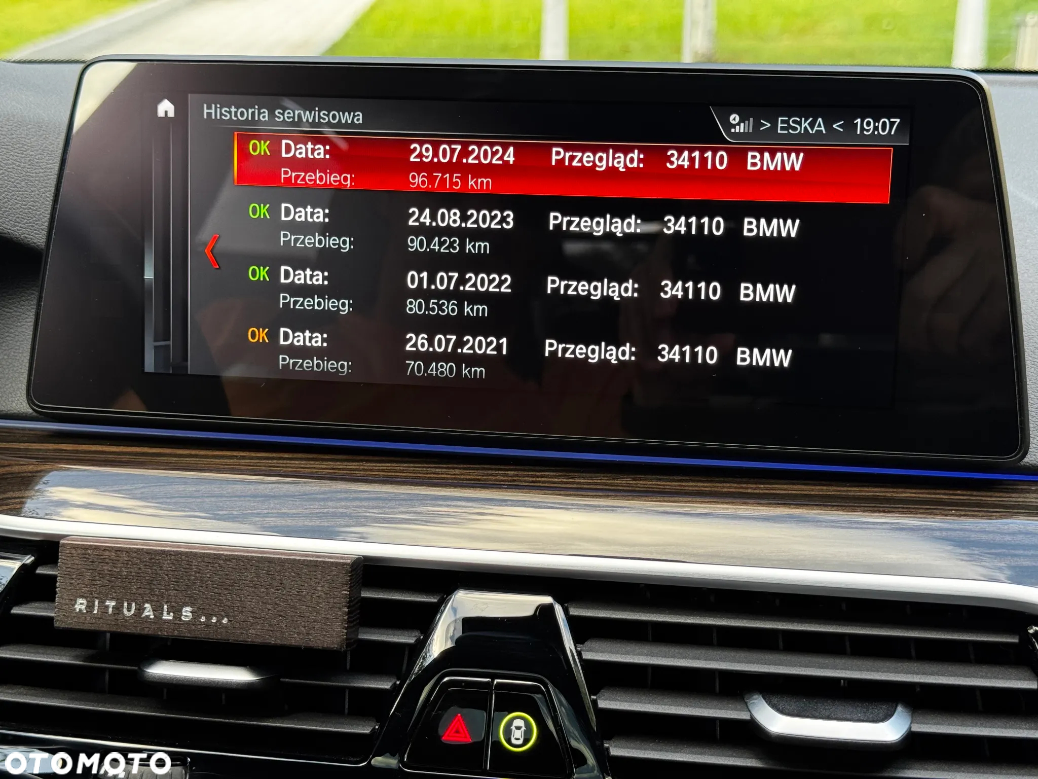 BMW Seria 5 530e - 30