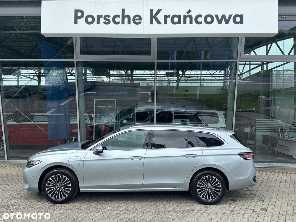 Volkswagen Passat - 6