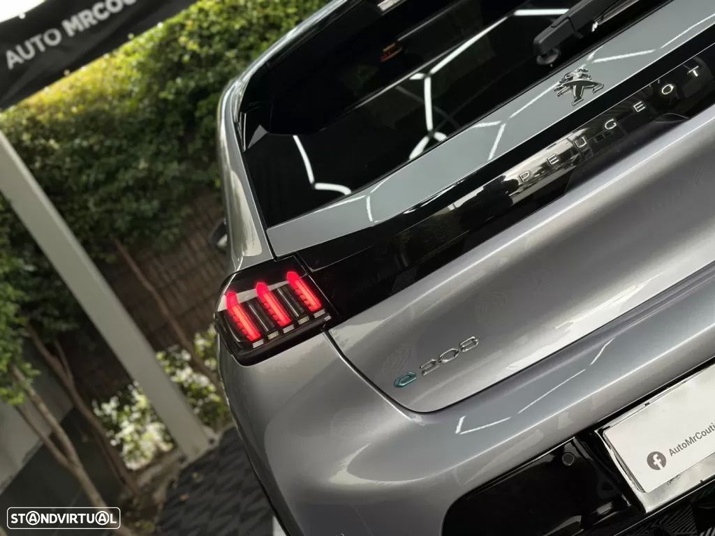Peugeot e-208 50 kWh Allure - 8