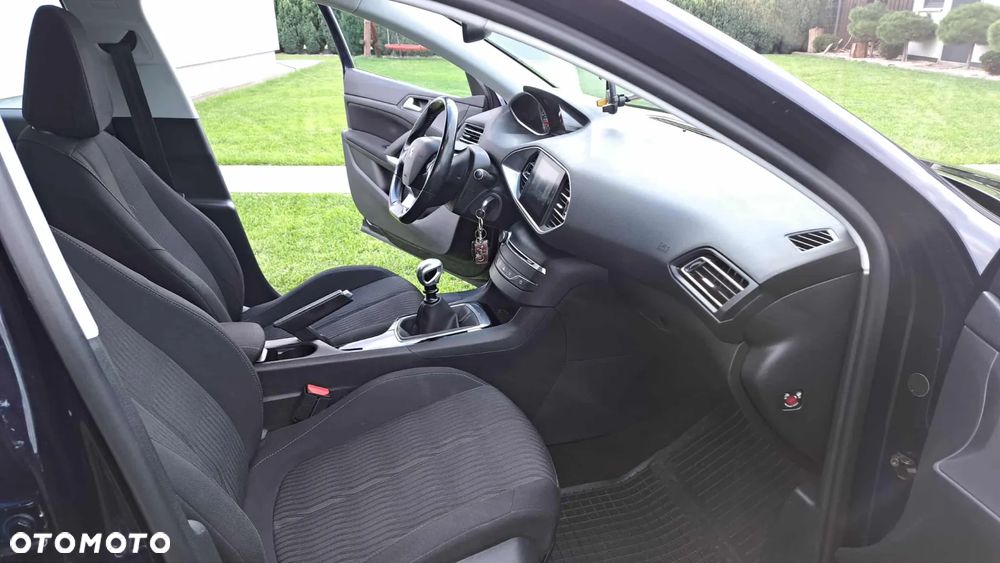 Peugeot 308 - 15