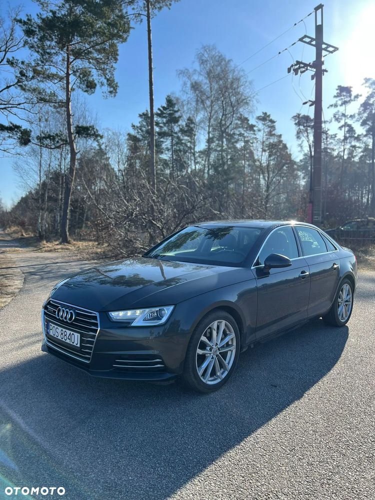 Audi A4 Limousine - 1