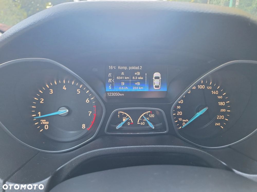 Ford Focus 1.5 EcoBoost Titanium ASS - 2