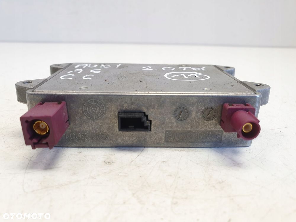 Audi A6 C6 WZMACNIACZ ANTENY 8E0035456B - 8