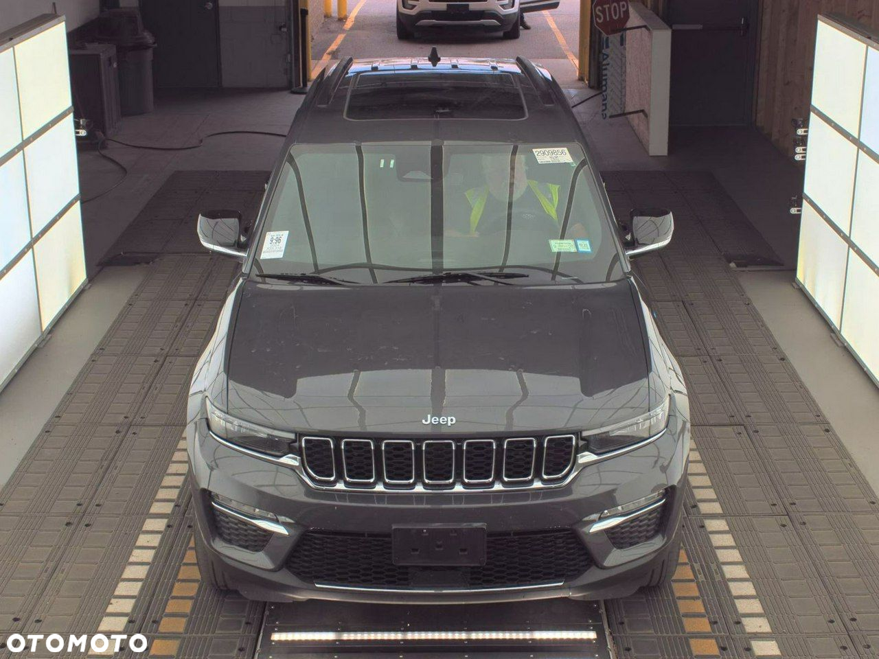 Jeep Grand Cherokee - 5