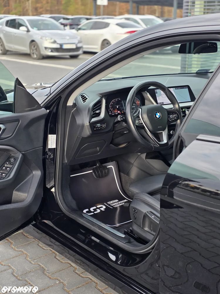 BMW Seria 2 220d xDrive Sport Line sport - 15