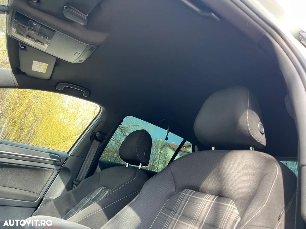 Volkswagen Golf 2.0 TDI DSG GTD - 14