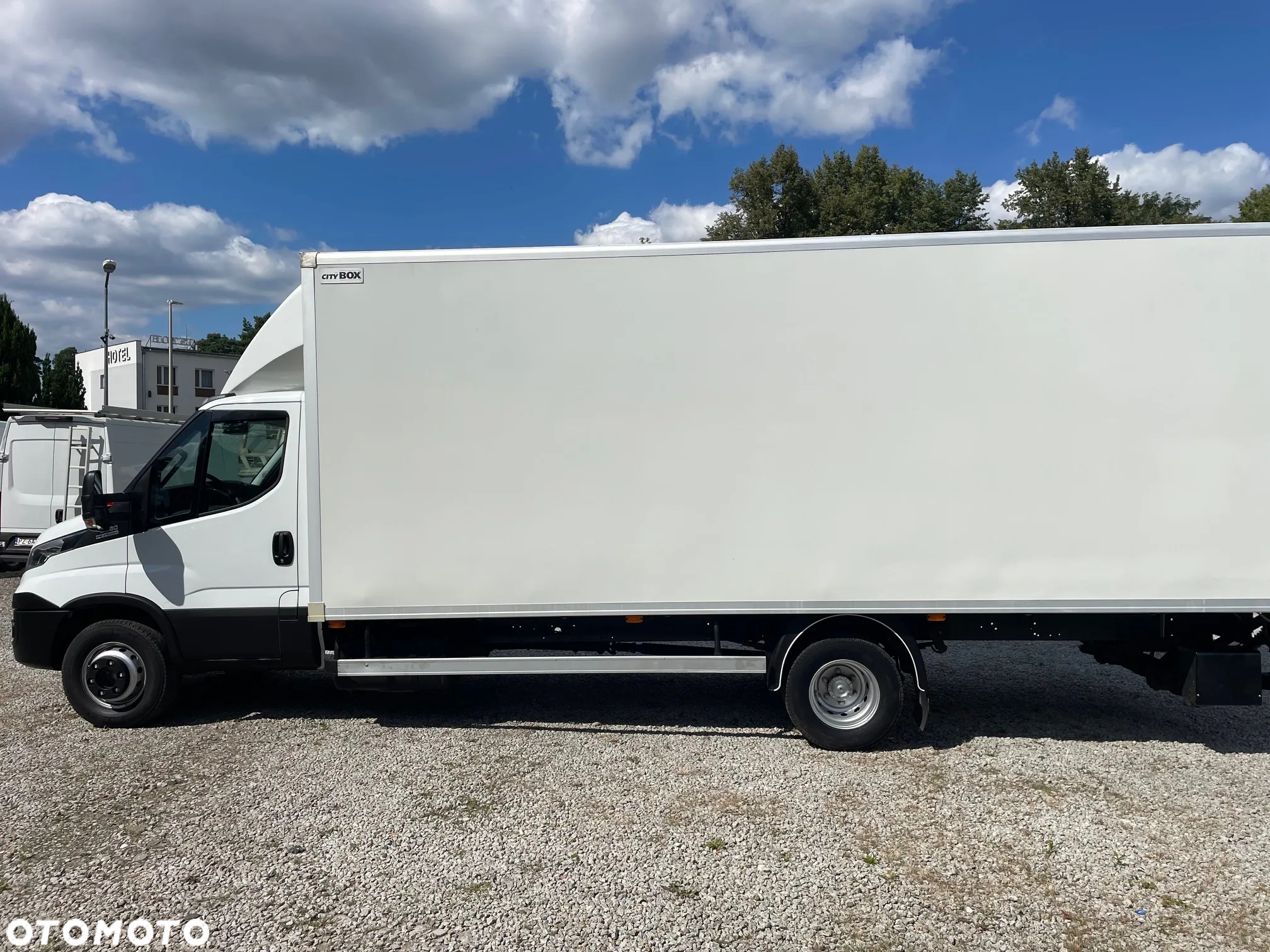 Iveco Daily 72c18 Kontener winda 2017r - 8