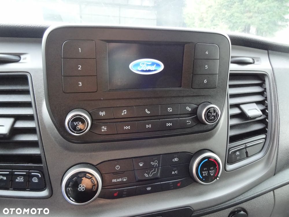 Ford Transit Custom Kombi-Van 320 L2H1 Trend - 18