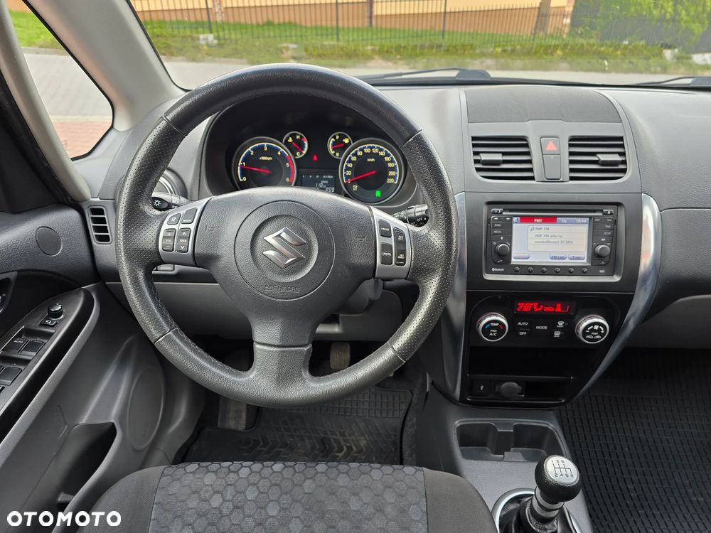 Suzuki SX4 Classic 2.0 DDiS 4x4 Comfort - 25