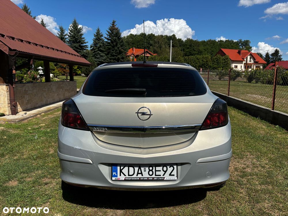 Opel Astra 1.9 CDTI Sport - 9