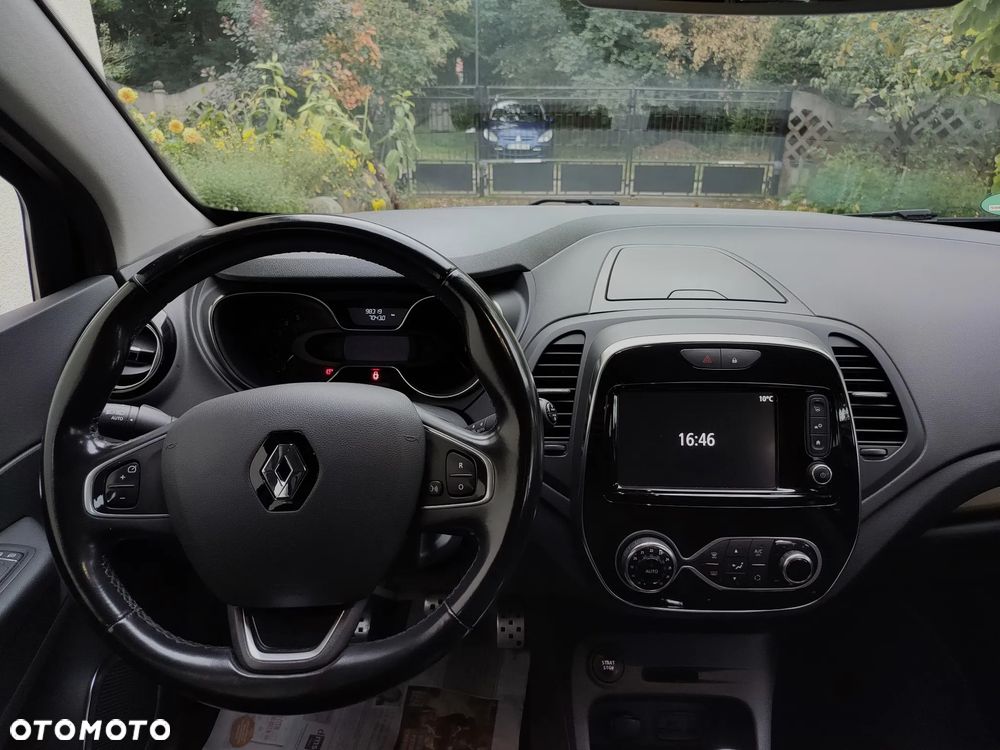 Renault Captur - 23