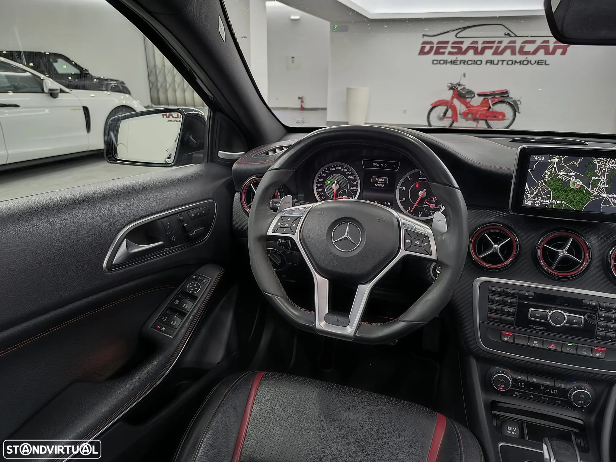 Mercedes-Benz A 45 AMG 4Matic Speedshift 7G-DCT - 36