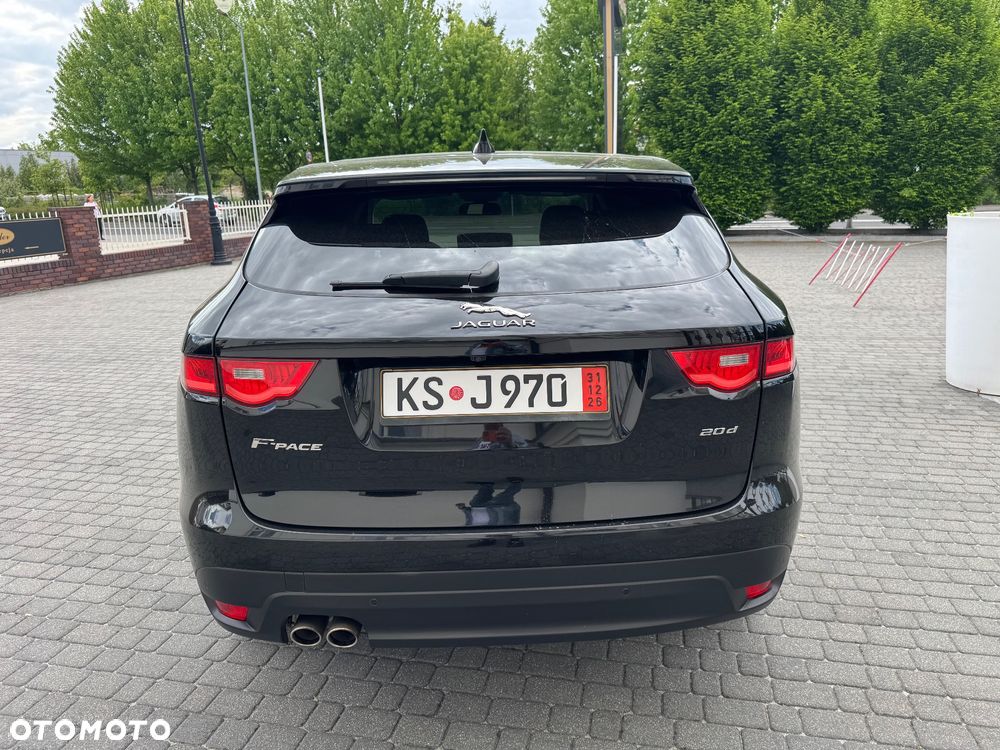 Jaguar F-Pace 20d AWD R-Sport - 11