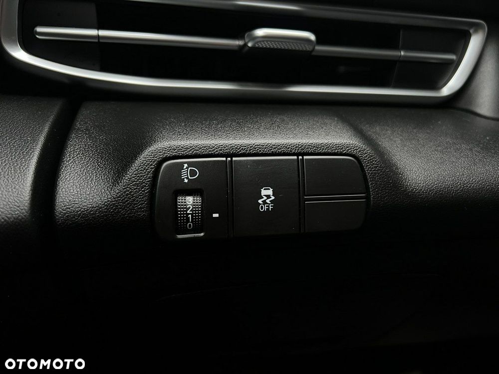 Hyundai Elantra - 19