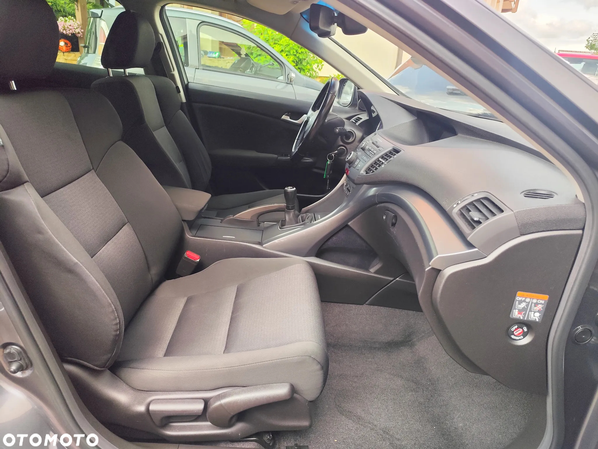 Honda Accord 2.0 Lifestyle - 8