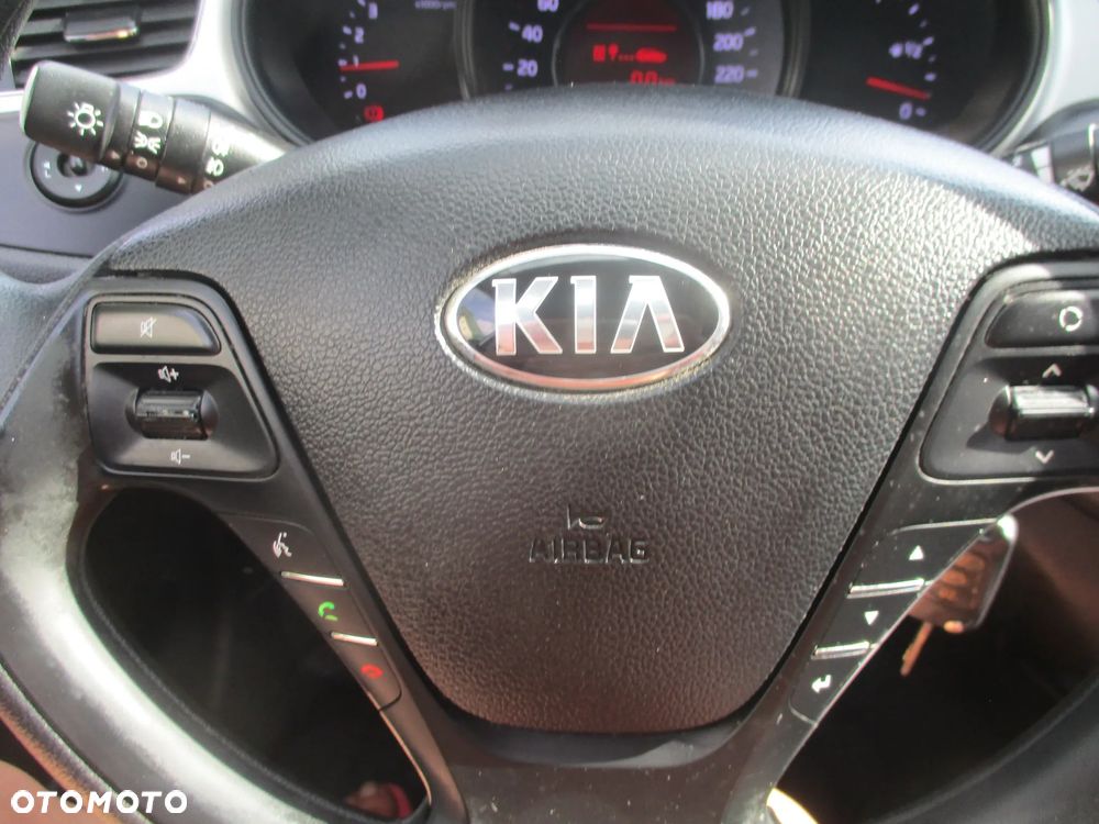 Kia Ceed 1.6 CRDi L - 19