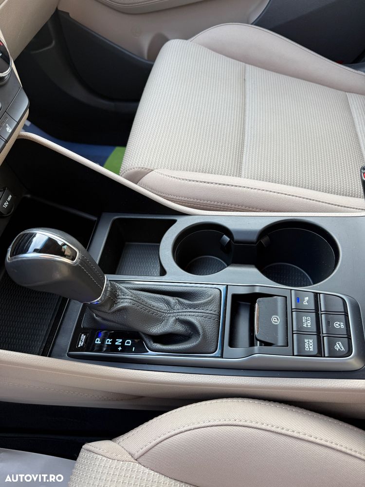 Hyundai Tucson blue 1.7 CRDi 2WD DCT Style - 12