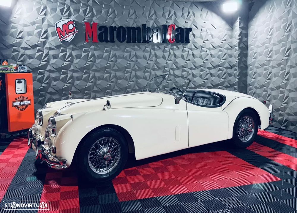 Jaguar XK140 - 4