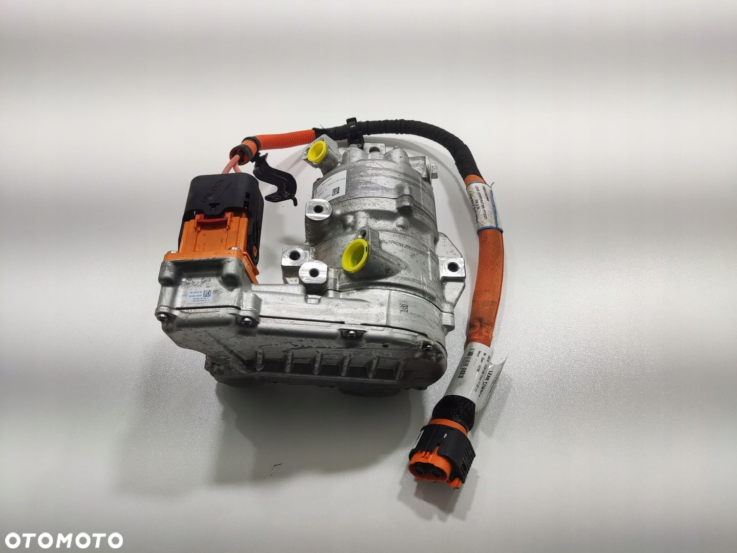 SPRĘŻARKA KLIMATYZACJI RENAULT AUSTRAL 1.2 E-TECH 2022-2025 926003993R - 2