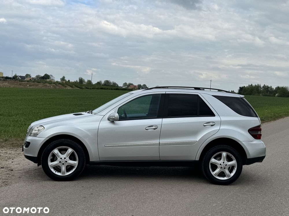 Mercedes-Benz ML - 12