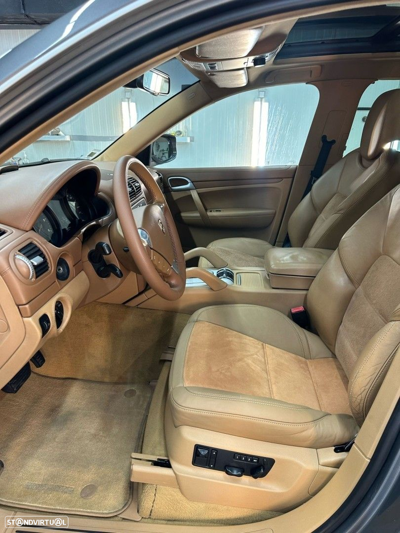 Porsche Cayenne Tiptronic - 15