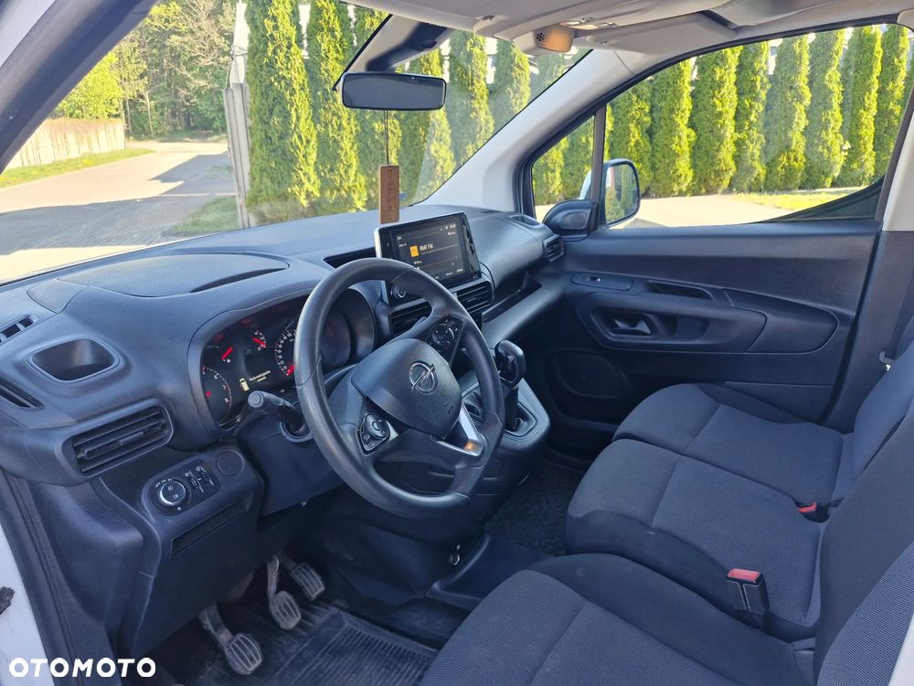 Opel COMBO - 12