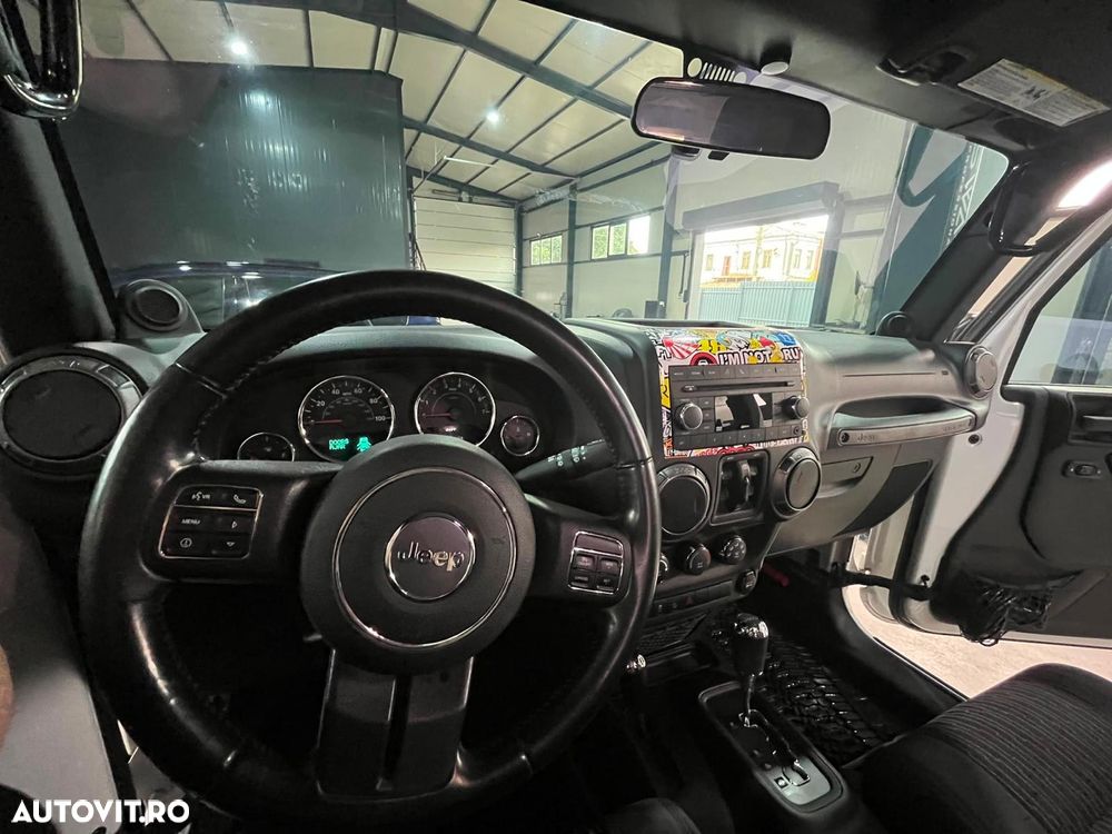 Jeep Wrangler Unlimited 3.6 Automatik Rubicon - 14