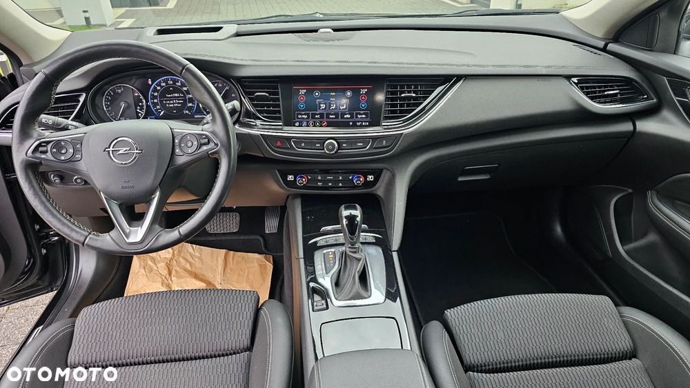 Opel Insignia 1.6 T Exclusive S&S - 12