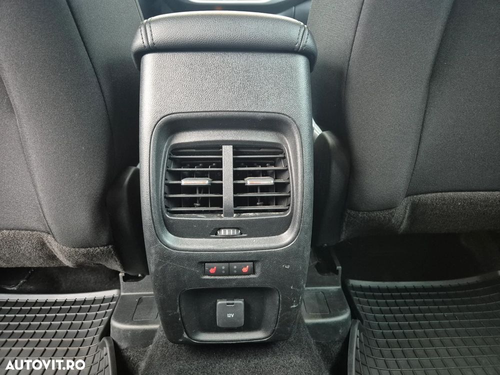 Ford Kuga 1.5 EcoBlue A8 FWD Trend - 26